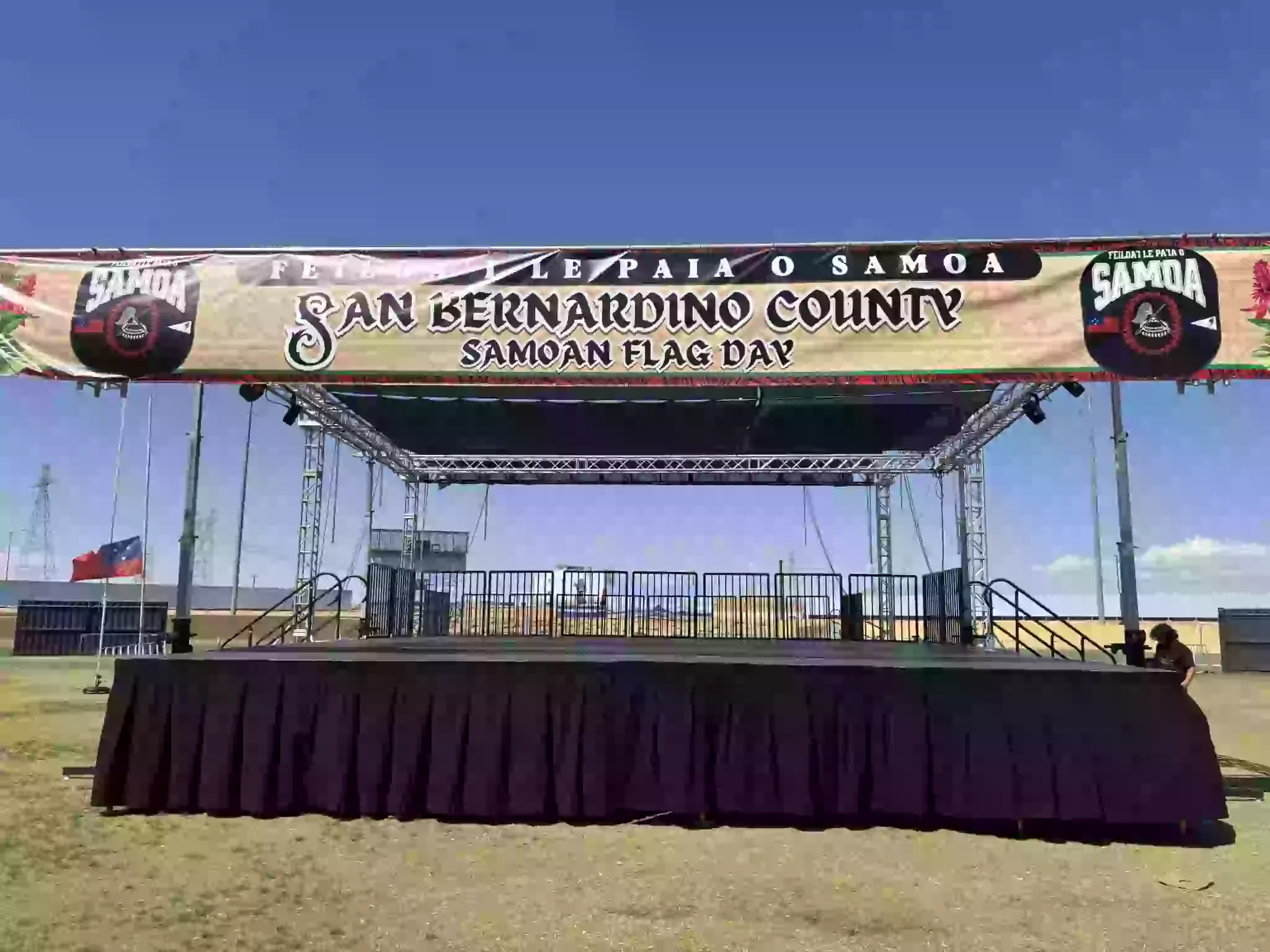 Stage rentals in Adelanto