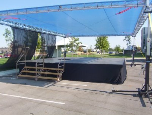 StageWithBlueCanopy.jpg