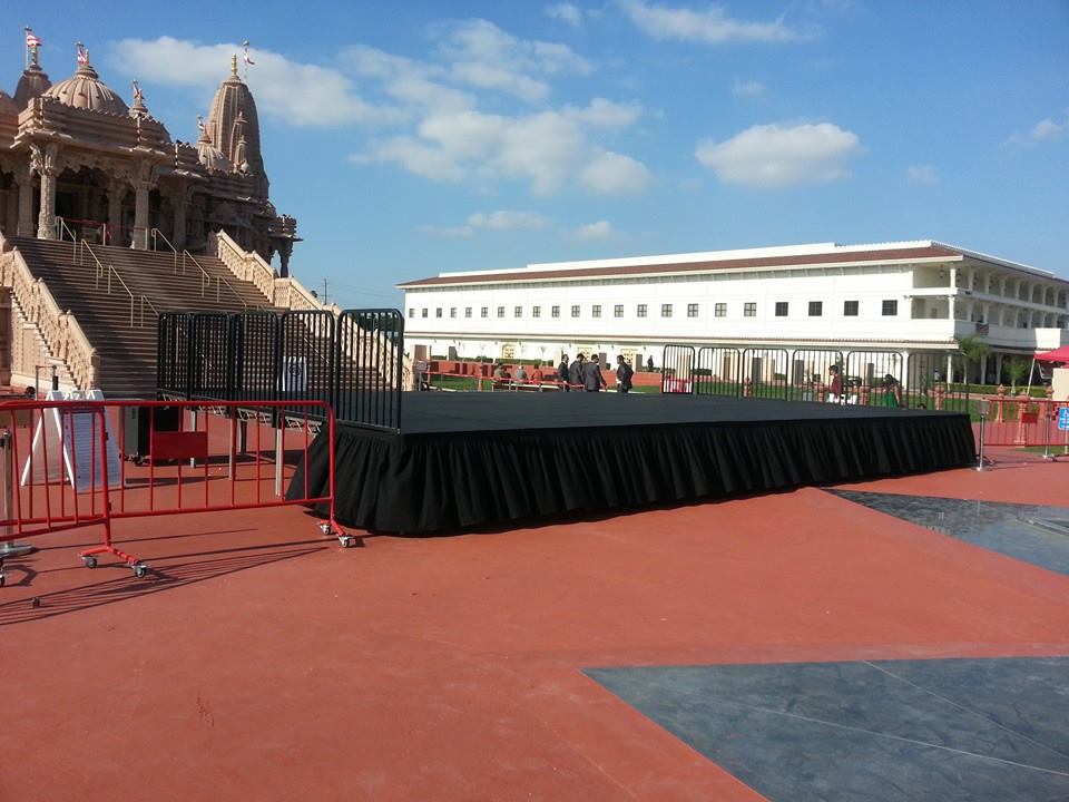 Stage rentals in Bell